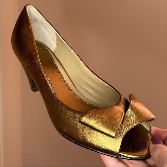 EUC Markon Leather Heels(size 8.5) - Picture 1 of 9